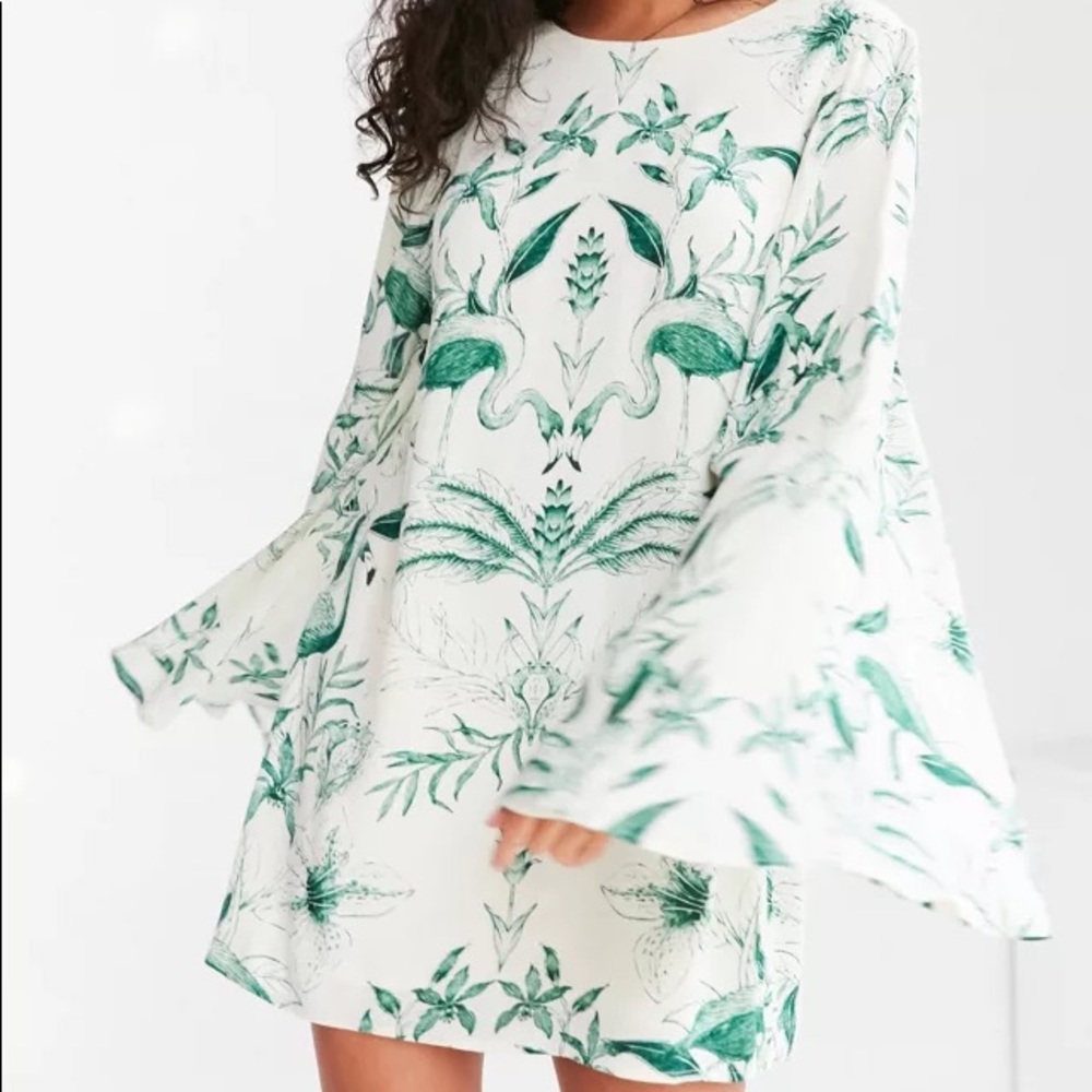 Kimchi Blue Birds of Paradise Shift Dress